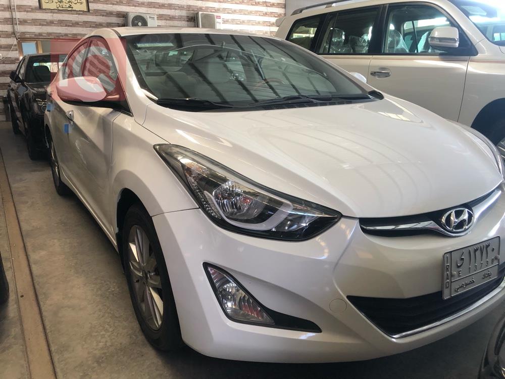 هیوندای ئەلەنترا